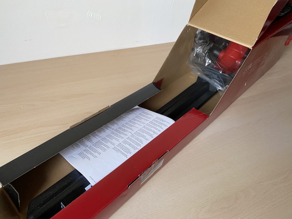Einhell GE-CH 1846 Li Akku-Heckenschere in der Verpackung