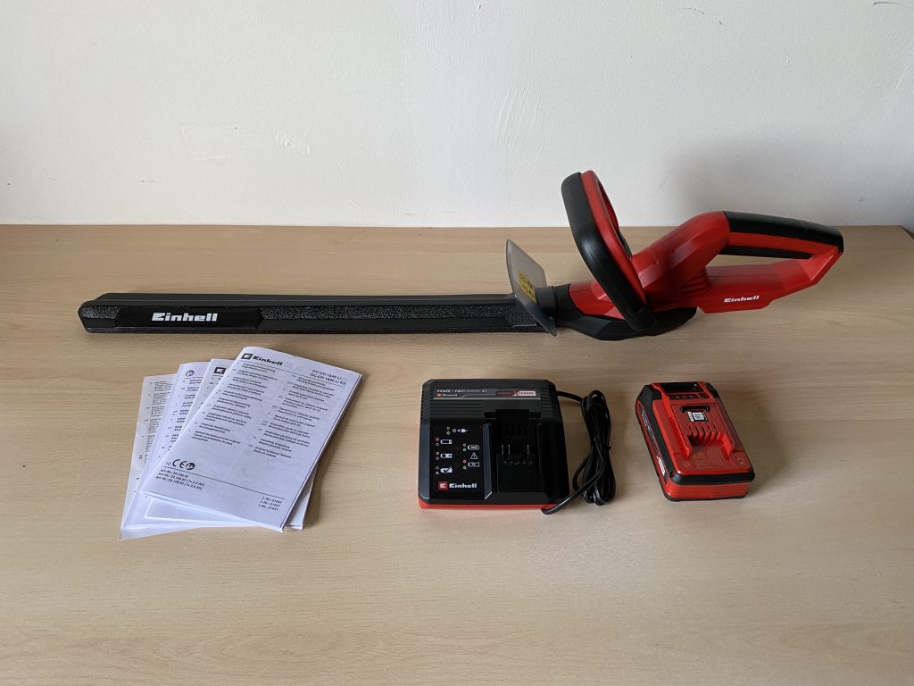 Einhell GC-CH 1846 Li Akku-Heckenschere ausgepackt