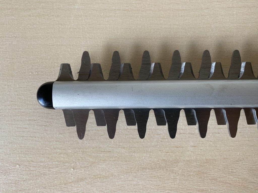 AL-KO HT 1845 Akku-Heckenschere Schwert