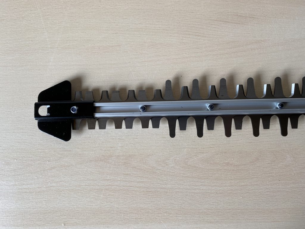 EGO HT2410E Akku-Heckenschere Schwert