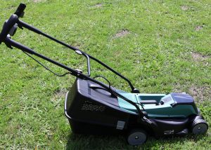 Bosch EasyRotak 36-550 Akku-Rasenmäher aufgebaut