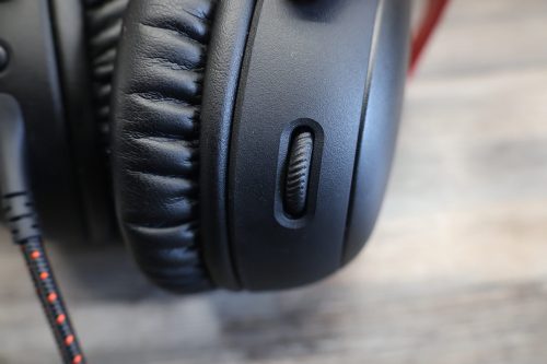 HyperX Cloud III Headset Lautstärke