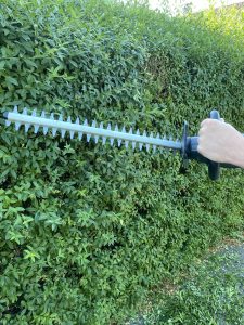 AL-KO HT 1845 Akku-Heckenschere Hecke schneiden 1