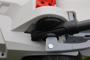 08 Ikra ICM 2-2037 Akku-Rasenmäher Klemmschraube