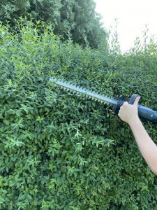 AL-KO HT 1845 Akku-Heckenschere Hecke schneiden 2