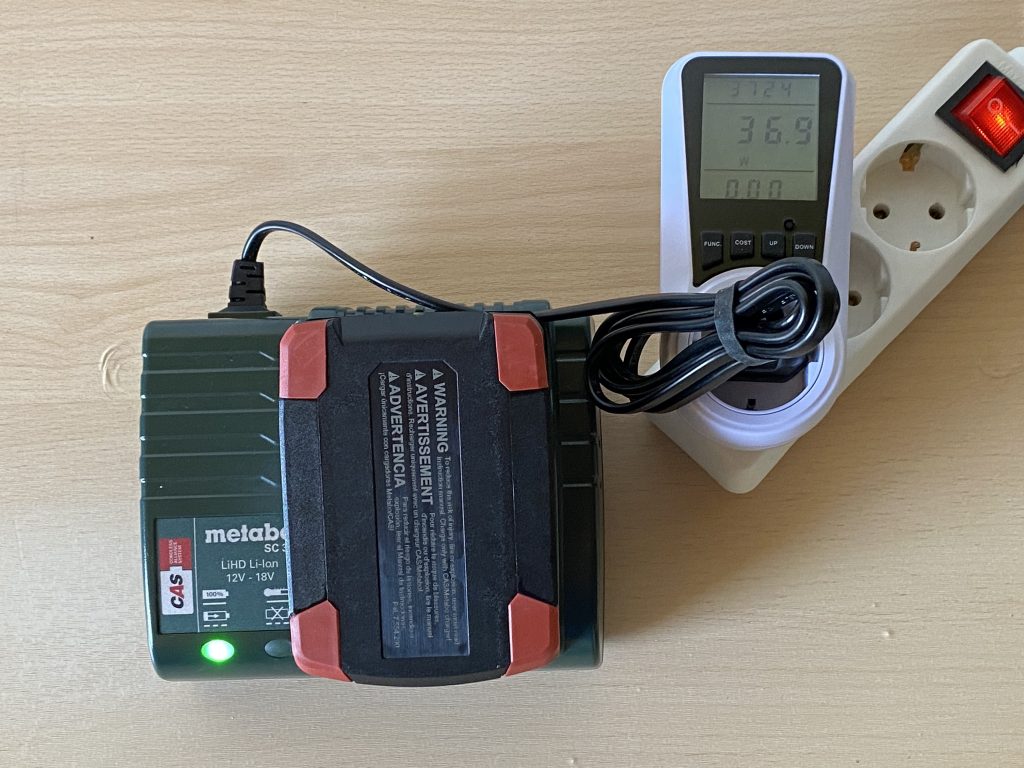 Metabo HS 18 LTX 55 Akku-Heckenschere Ladestrom