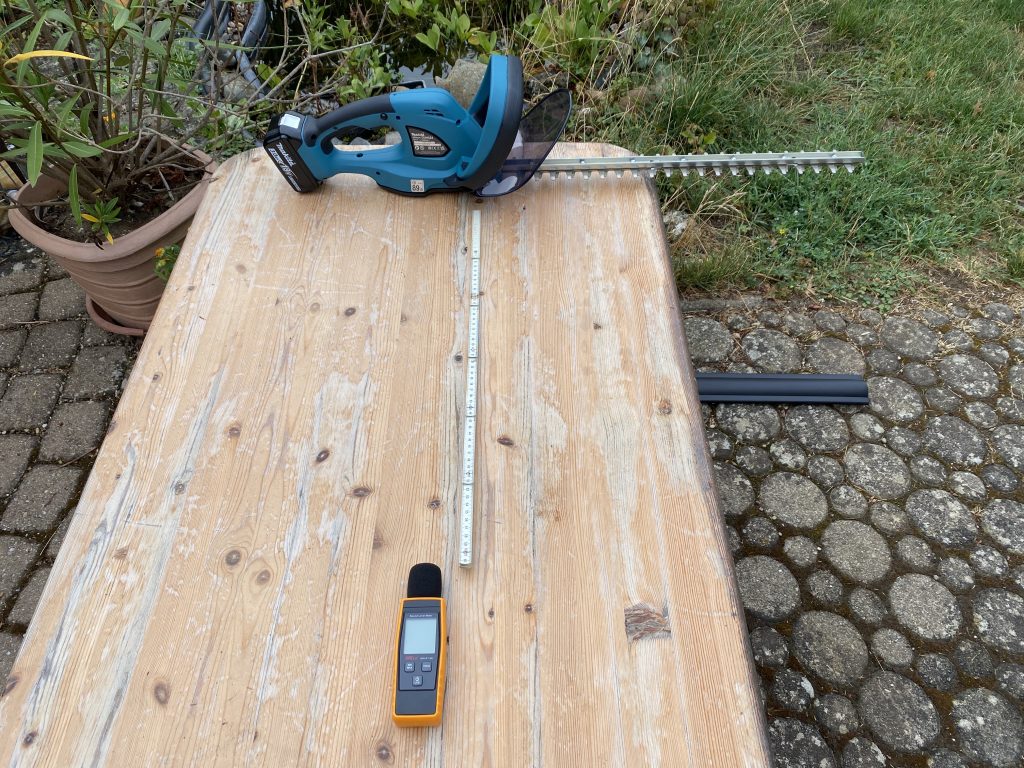 Makita DUH523RF Akku-Heckenschere Lautstärke 1