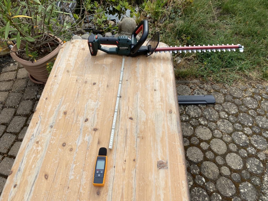 Metabo HS 18 LTX 55 Akku-Heckenschere Lautstärke 1