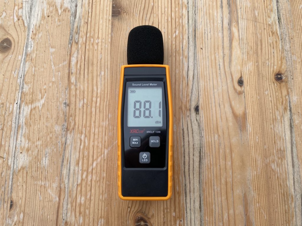 Makita DUH523RF Akku-Heckenschere Lautstärke 2