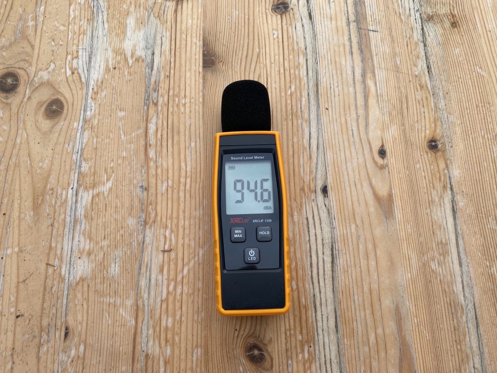 Ryobi ONE+ RY18HT45A-120 Akku-Heckenschere Lautstärke 2