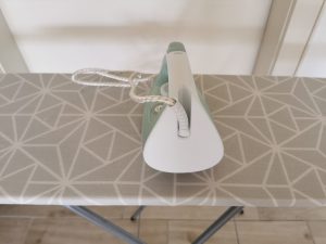 AEG DB 1740LG Dampfbügeleisen Rückseite