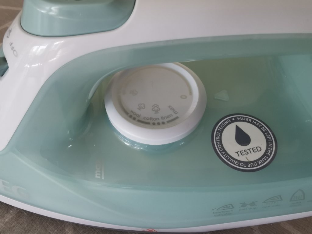 AEG DB 1740LG Dampfbügeleisen Temperaturregler