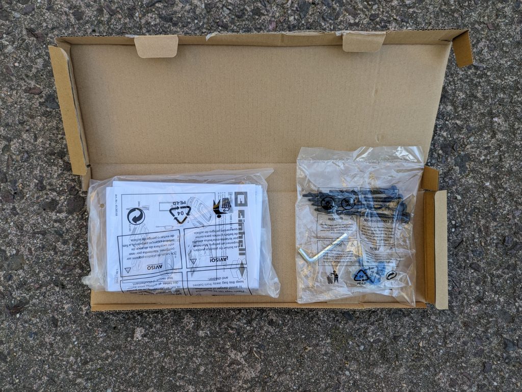Anleitungen und Zubehör des Einhell FREELEXO 1200 LCD BT Mähroboters