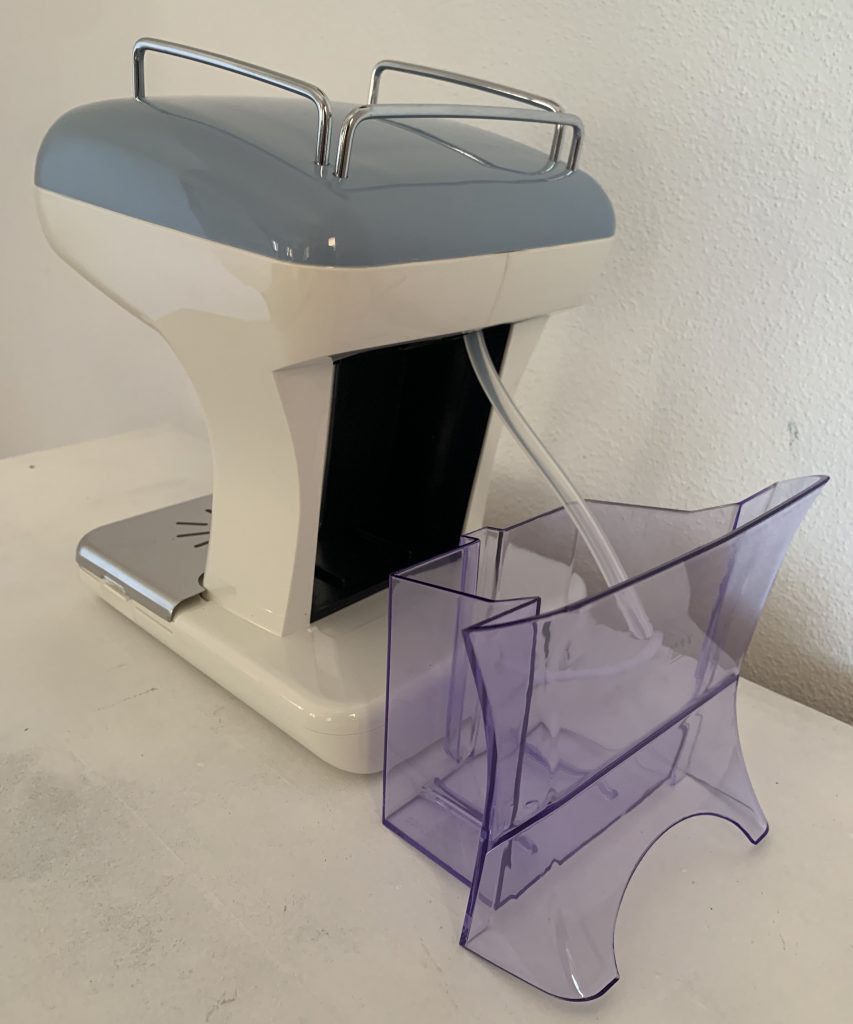 Ariete Vintage 1389 Kaffeepadmaschine Rückansicht mit herausgenommenem Wassertank