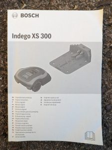 Betriebsanleitung des Bosch Home and Garden Indego XS 300 Mähroboters