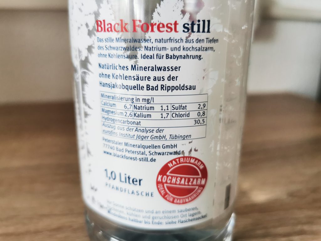 Black Forest Still Mineralwasser Ettikett