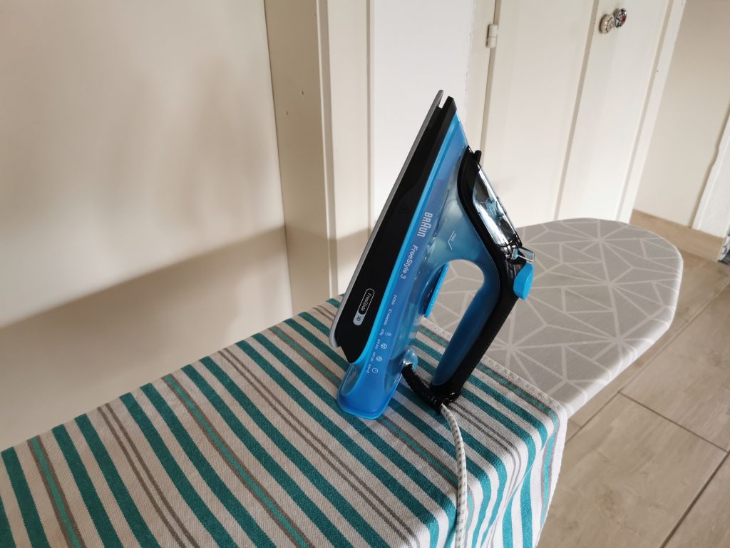 Braun FreeStyle 3 Dampfbügeleisen Bügeln 1
