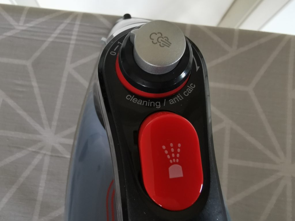 Braun TexStyle 9 Dampfbügeleisen Sprühknopf