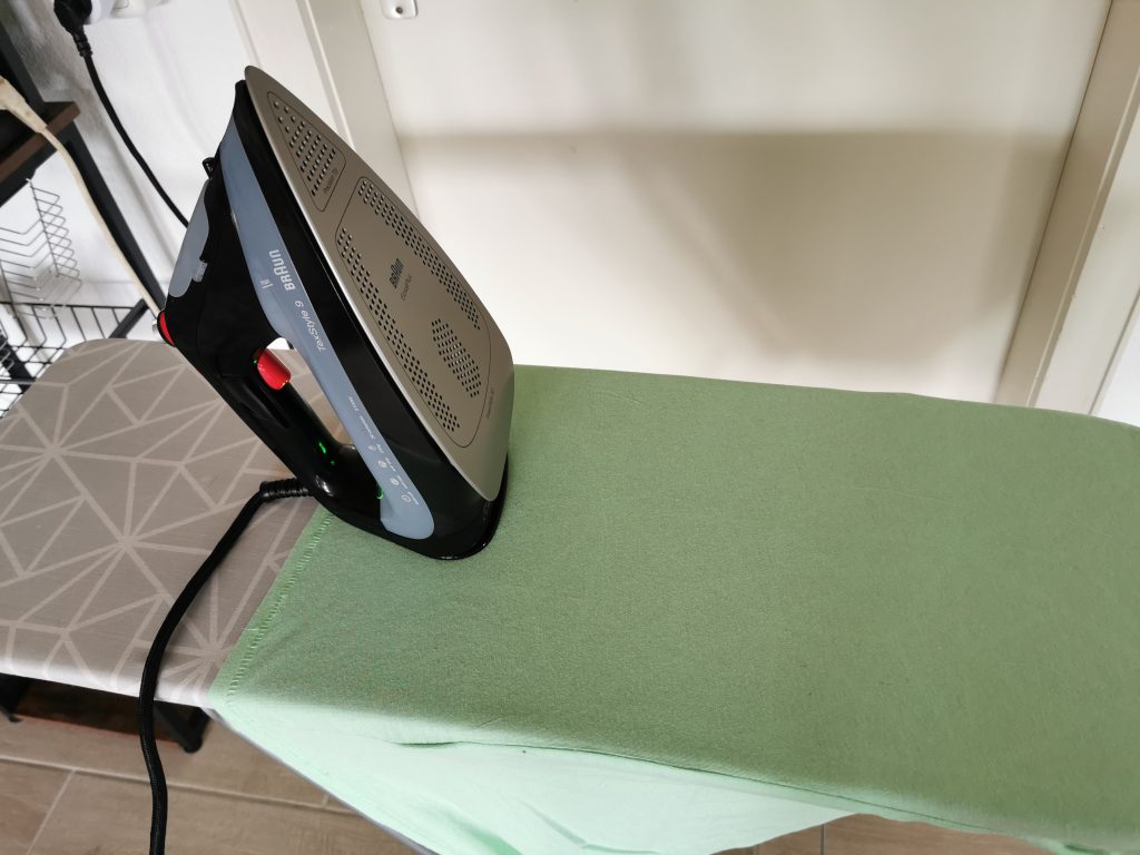 Braun TexStyle 9 Dampfbügeleisen TShirt nach dem Bügeln