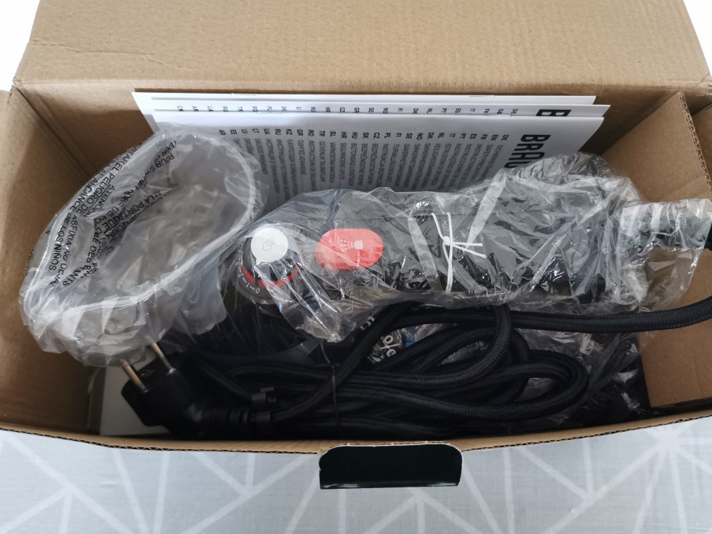Braun TexStyle 9 Dampfbügeleisen auspacken