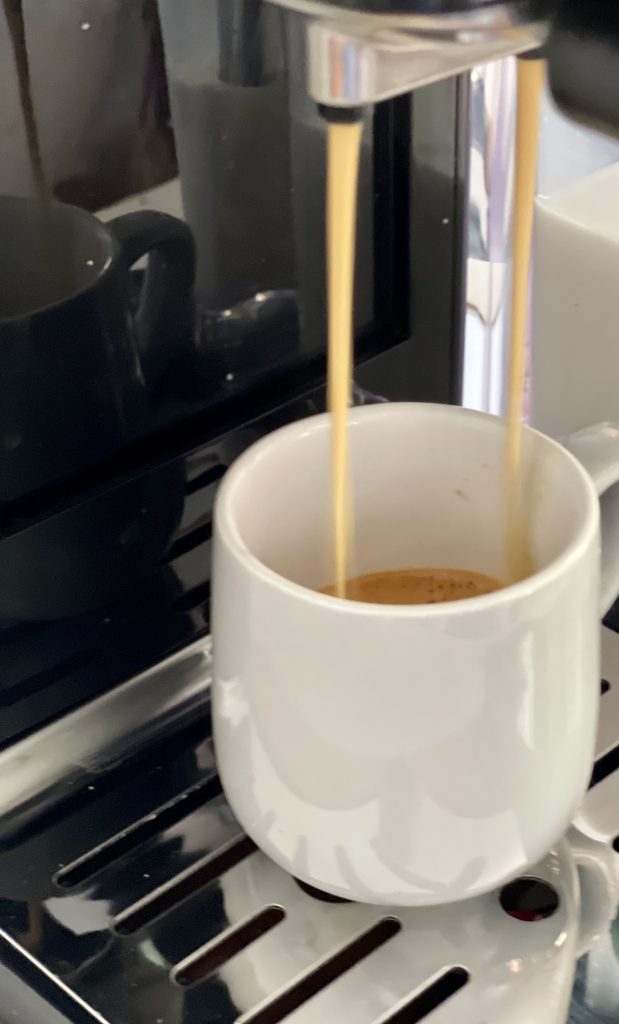 Breville Prima Latte II VCF108X Kaffeepadmaschine Zubereitung Espresso