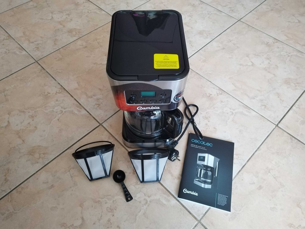Cecotec Coffee 66 Smart Kaffeemaschine gesamter Lieferumfang