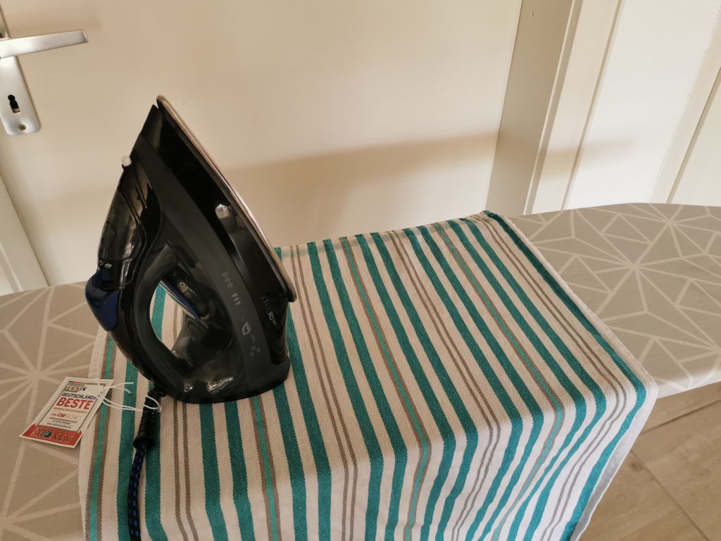 Clatronic DB 3703 Dampfbügeleisen Bügeln 1