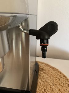 De'Longhi Dedica Style EC 685.M Kaffeepadmaschine Heißwasserdüse ohne Aufsatz