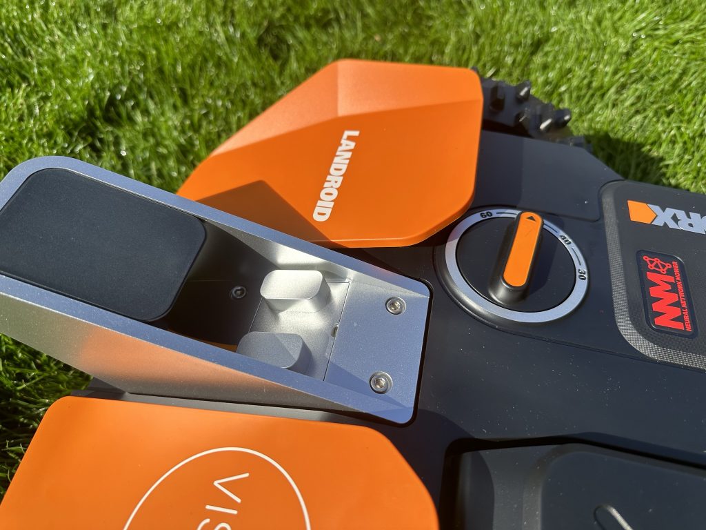 Drehregler des Worx Vision M600 Mähroboters