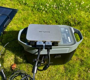 EcoFlow DELTA 2 Max Powerstation mit Wechselrichter von oben