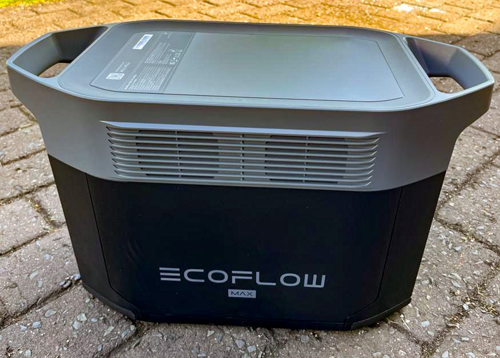 EcoFlow DELTA 2 Max Powerstation von der Seite