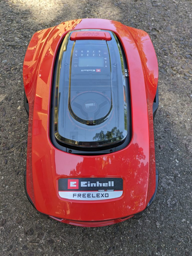 Einhell FREELEXO 1200 LCD BT Mähroboter von vorne