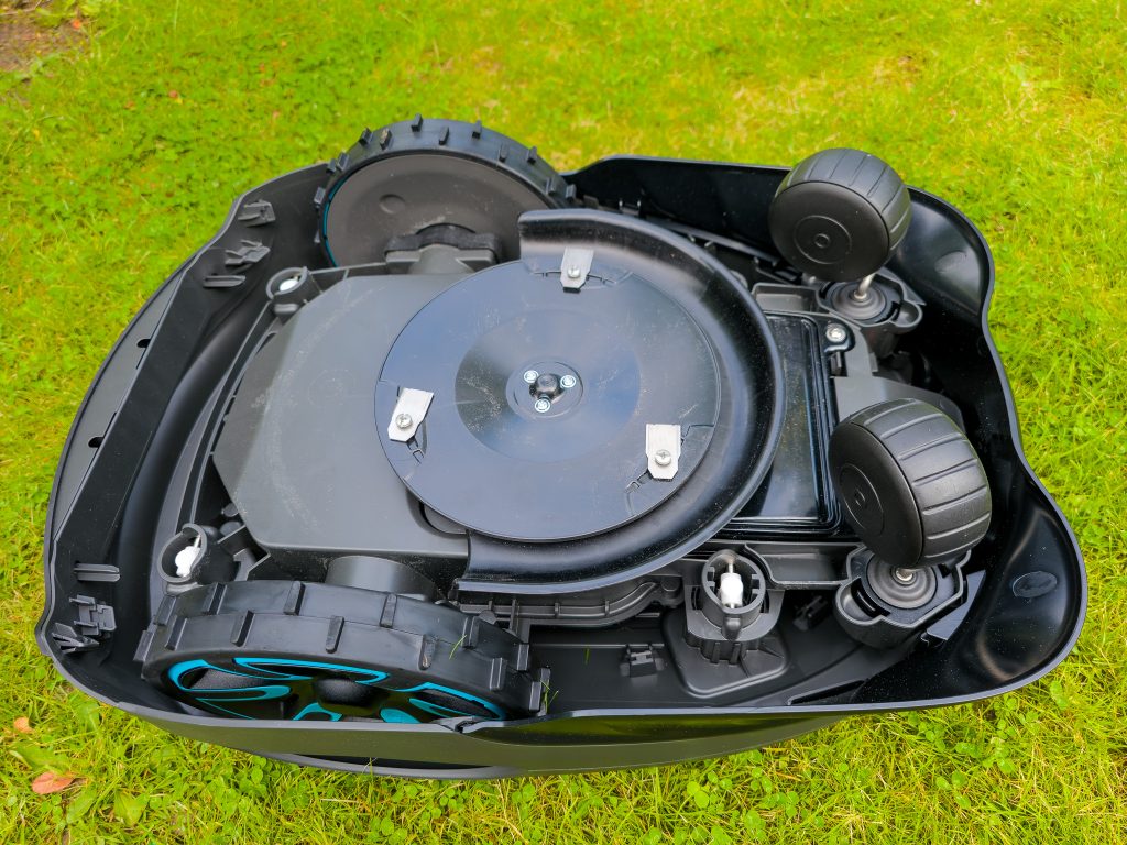 Gardena Mähroboter smart SILENO life Ansicht von unten