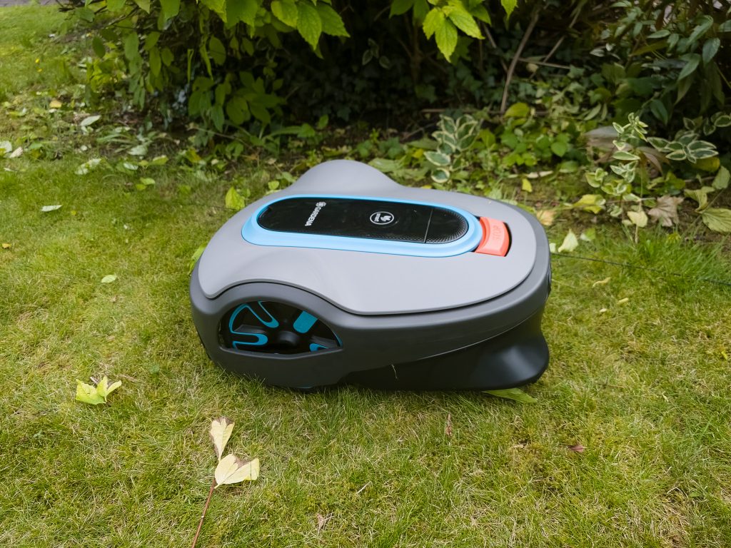 Gardena Mähroboter smart SILENO life Seitenansicht