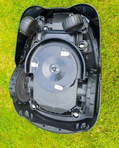 Gardena Mähroboter smart SILENO life Unterseite