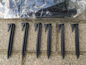 Heringe des AL-KO Robolinho® 550W Mähroboters, ausgepackt