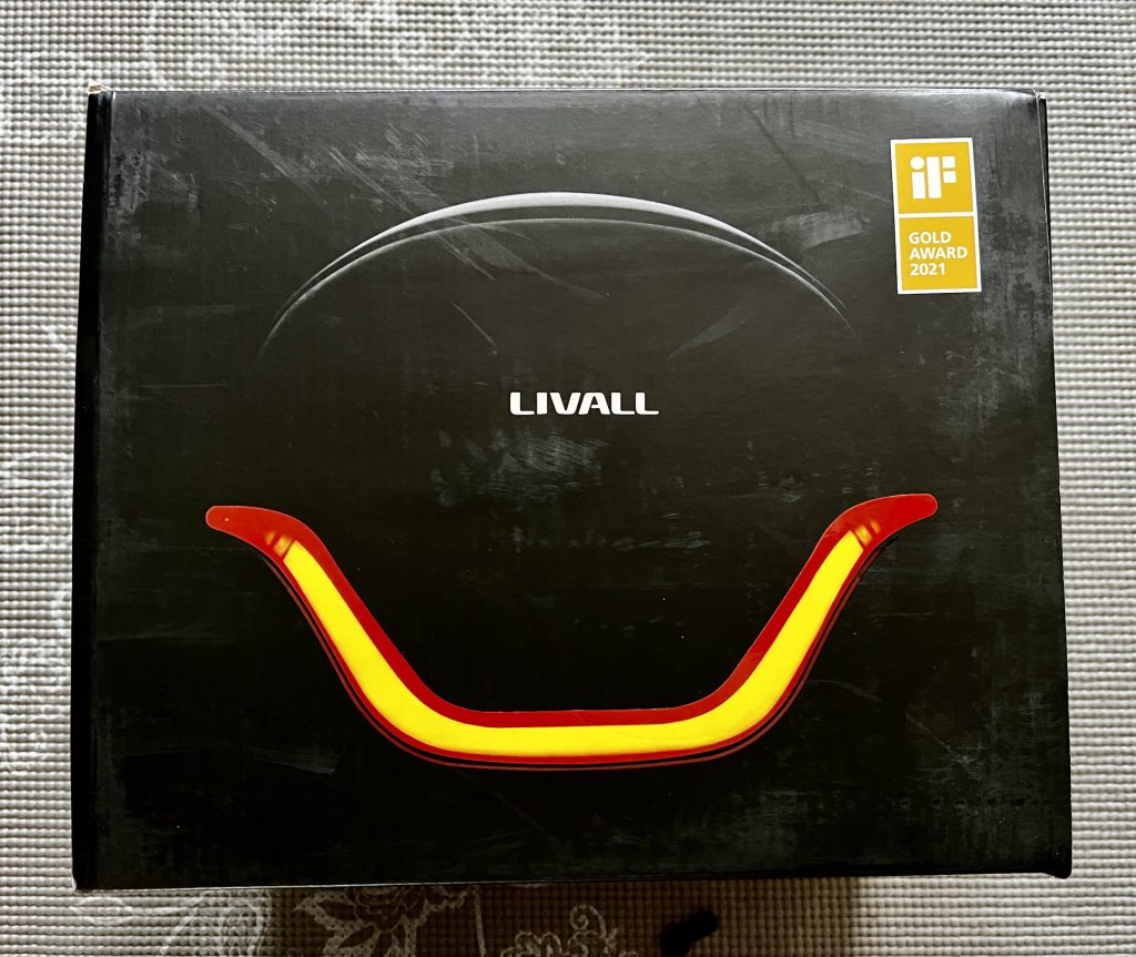 LIVALL Evo21 Fahrradhelm mit Verpackung