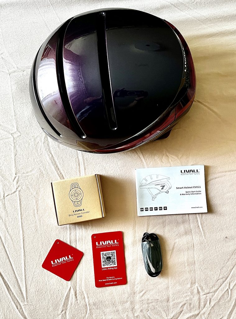 LIVALL Evo21 Fahrradhelm mit Zubehör