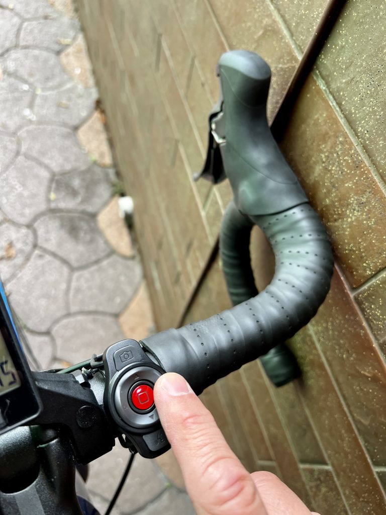 LIVALL Evo21 Fahrradhelm Blinker
