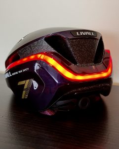 LIVALL Evo21 Fahrradhelm Blick von hinten