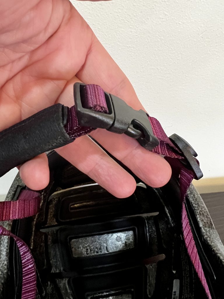 LIVALL Evo21 Fahrradhelm Rastverschluss