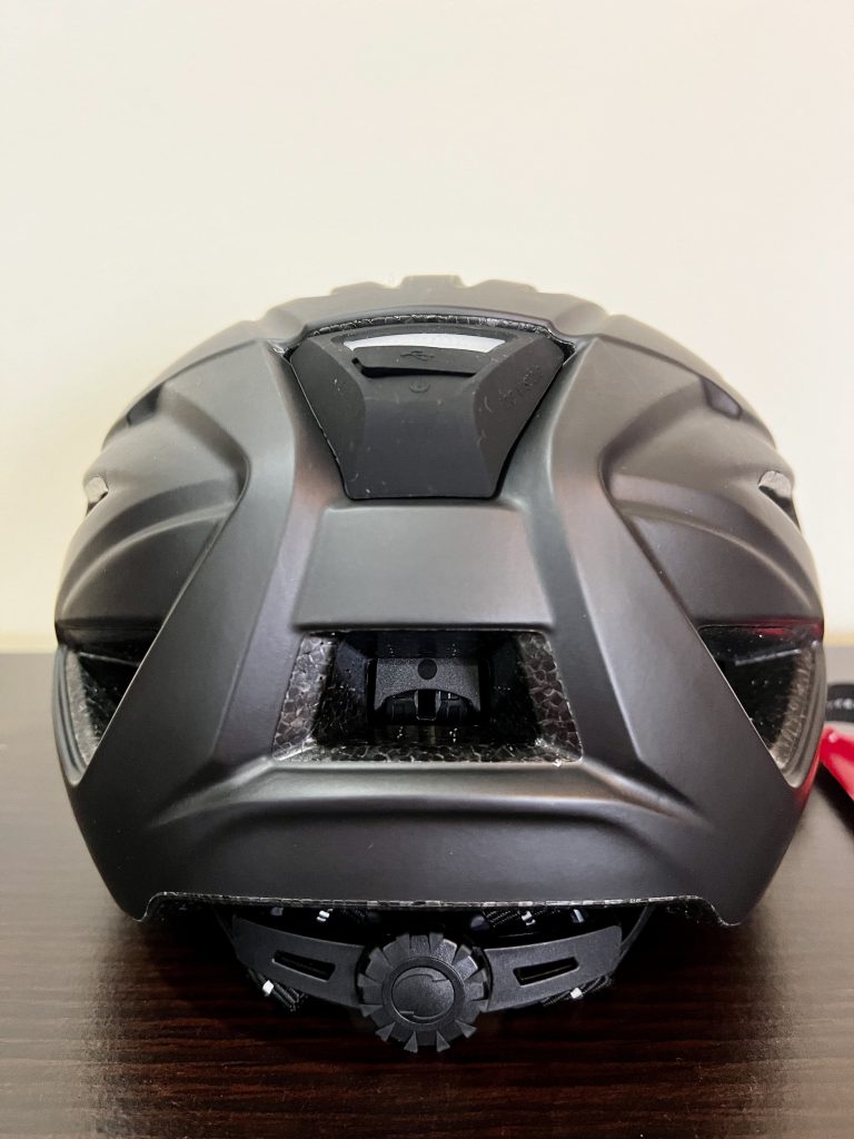 Alpina Haga LED Fahrradhelm – Blick von hinten