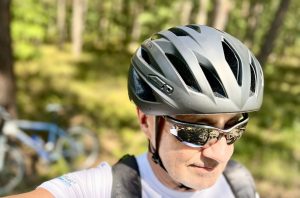 Alpina Haga LED Fahrradhelm Seitenansicht