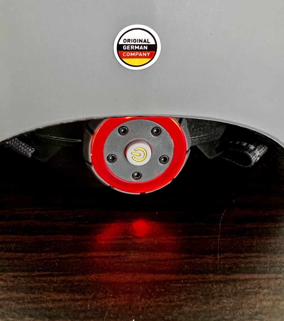 Cratoni Velo-X Fahrradhelm Licht-Test