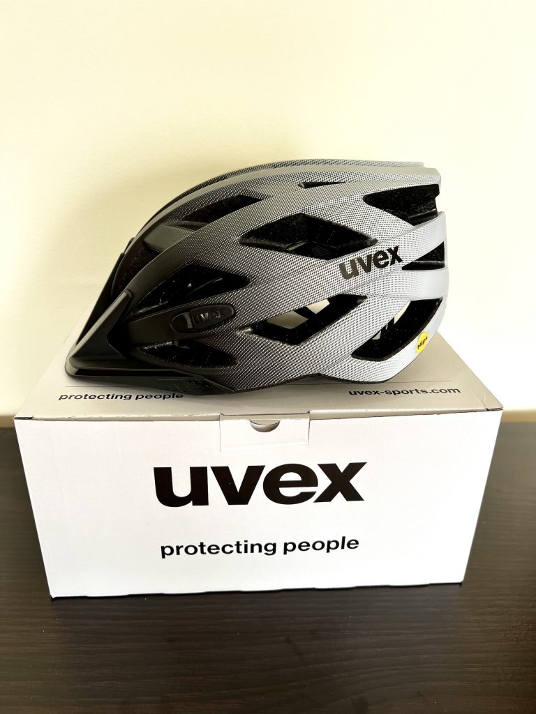 uvex i-vo cc MIPS Fahrradhelm mit Verpackung