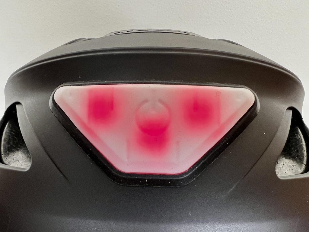 uvex urban planet LED Fahrradhelm Licht-Test