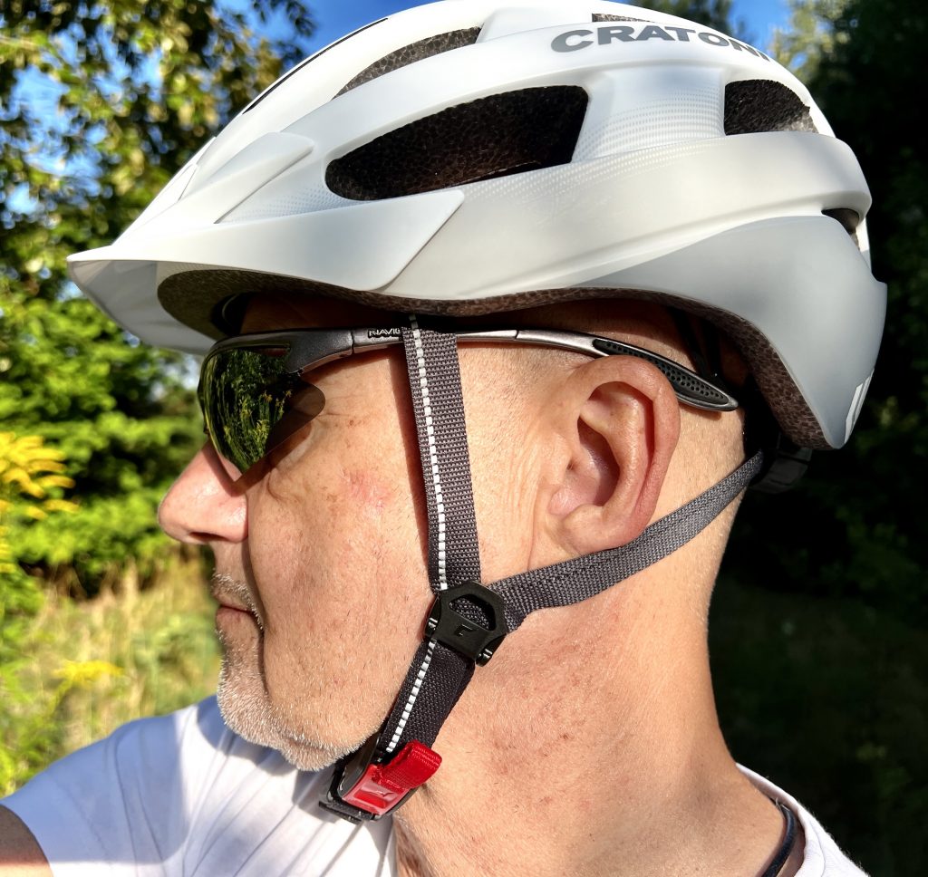 Cratoni Velo-X Fahrradhelm Seitenansicht