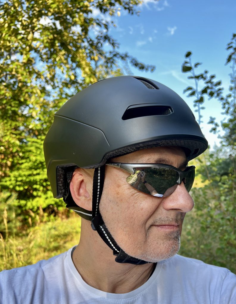 uvex urban planet LED Fahrradhelm Seitenansicht
