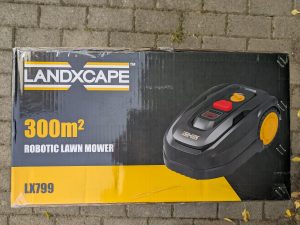 LANDXCAPE LX799 Mähroboter Verpackung von rechts