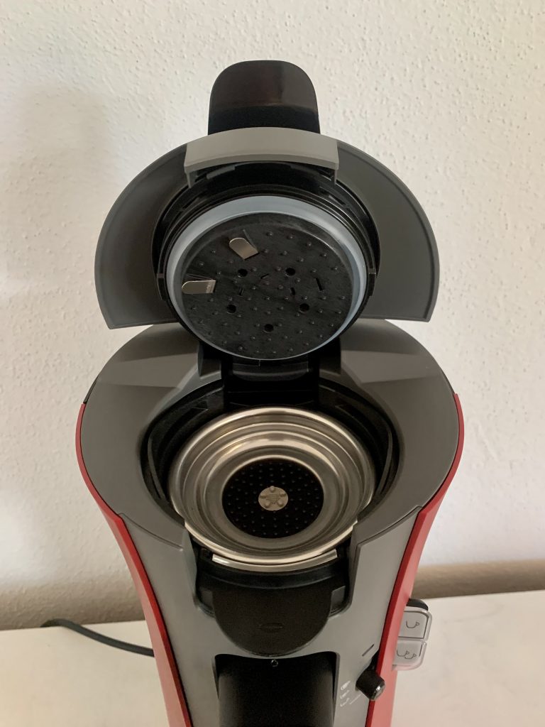 Philips SENSEO® Select CSA240:91 Kaffeepadmaschine geöffneter Padhalter